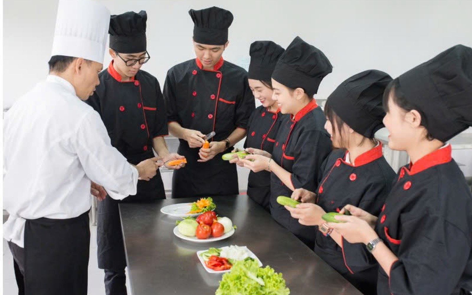 anh_dang_website_thuc_tap_sinh_dan_mach.jpg